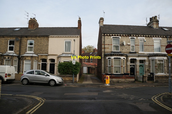 Photo 6"x4" Neville Terrace from Brownlow Street, York York\/SE5951 c2013