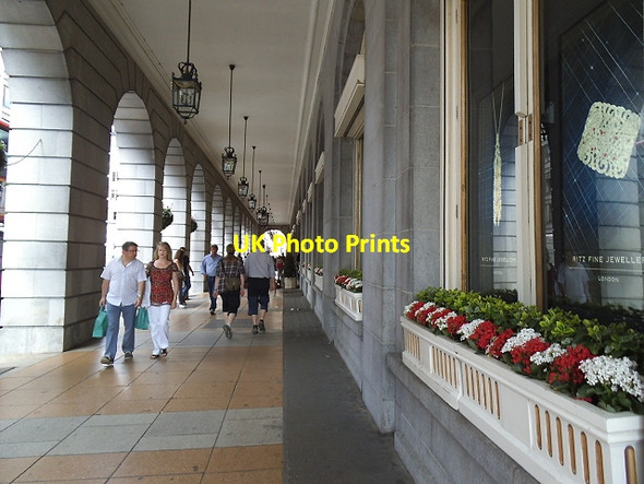 Photo 6"x4" Colonnade of the Ritz Hotel Westminster c2013