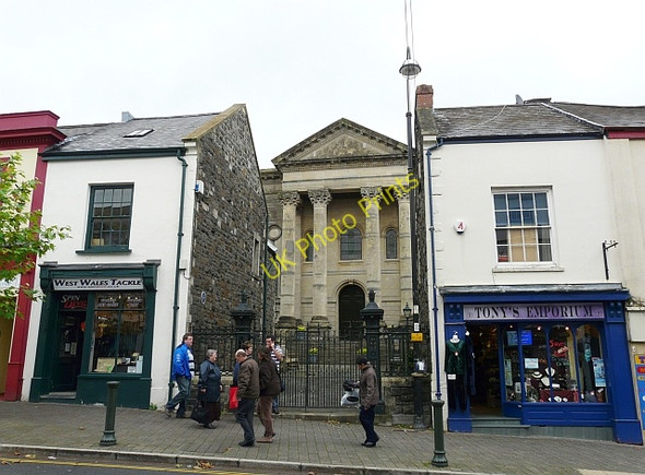 Photo 6"x4" Shops and English Baptist Church, Lammas Street Carmarthen\/Caerfyrddin c2008