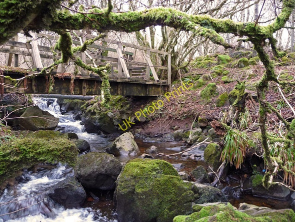 Photo 6"x4" Footbridge behind Skye Wool Mill S\u00f9laisiadar M\u00f2r c2009