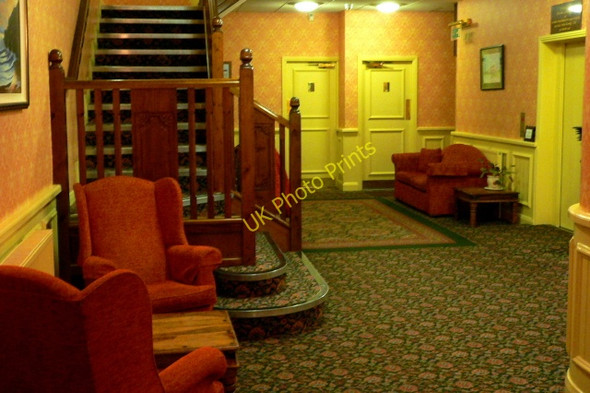 Photo 6"x4" Glashagh - Teach Jack's Hotel reception area Carrick\/B8128 c2005