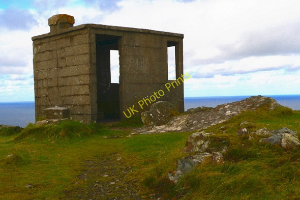 Photo 6"x4" Horn Head - Shelter at head Dunfanaghy c2005