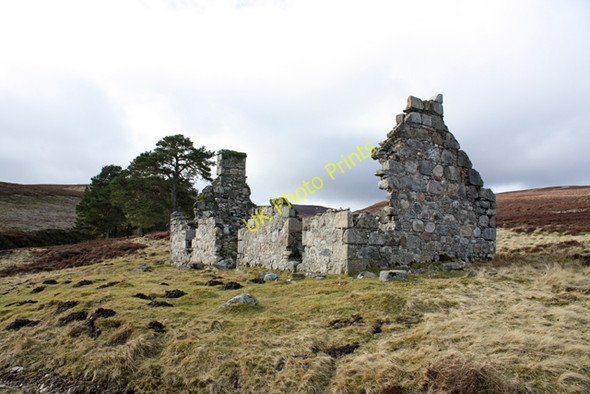 Photo 6"x4" Ruined house, Rynelrich Bridge of Brown c2009
