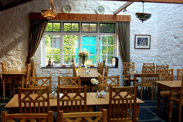 Photo 6"x4" Glenveagh National Park - Castle Tearoom Church Hill\/C0615 c2008