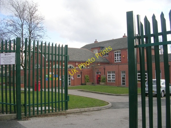 Photo 6"x4" Healey Junior & Infants School - Healey Lane Heckmondwike c2009