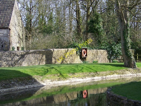 Photo 6"x4" Moat, Nunney Castle Nunney c2009