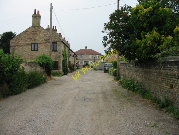 Photo 6"x4" Davis Row Arlesey c2006