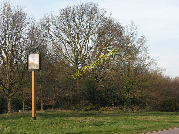 Photo 6"x4" Buckhurst Hill: village sign Chingford c2009