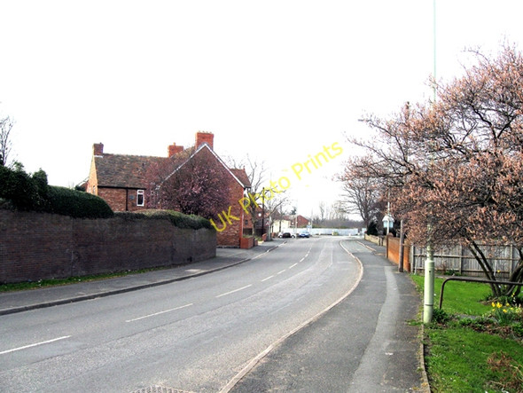 Photo 6"x4" Waterloo Road, Hadley Telford c2009