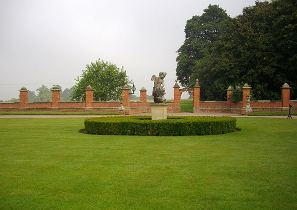 Photo 6"x4" Statue, Hanbury Hall Gallows Green\/SO9362 c2008