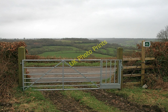 Photo 6"x4" Gate on Combe Hill Brownheath\/ST1415 c2009