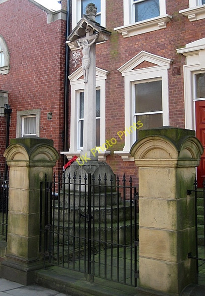 Photo 6"x4" St Austin's War Memorial Wakefield\/SE3320 c2009