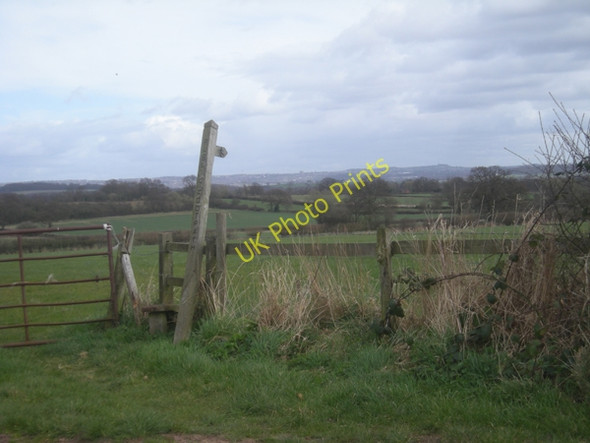 Photo 6"x4" Footpath near Hay Farm Four Ashes\/SO8087 c2009