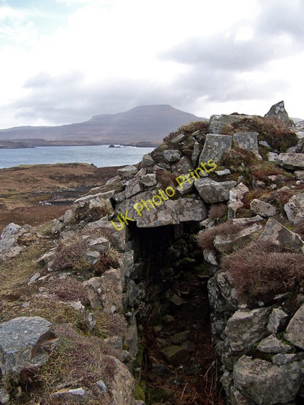 Photo 6"x4" South west from D\u00c3\u00b9n Fiadhairt Colbost c2009