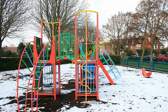 Photo 6"x4" Playground Equipment Beeston\/SK5236 c2009
