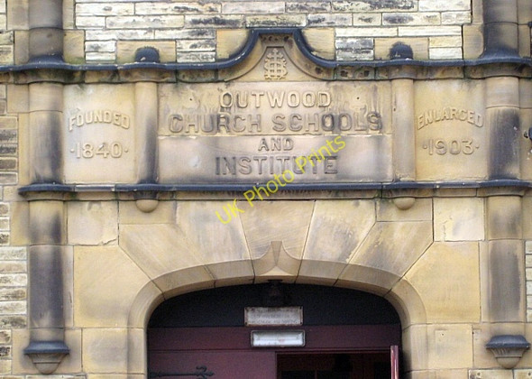Photo 6"x4" Outwood Institute and Sunday School Lofthouse Gate c2009 P1