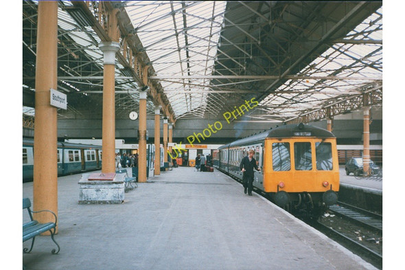 Photo 6"x4" End of an era at Chapel Street station Southport c1988