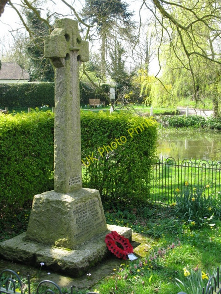 Photo 6"x4" The war memorial, Hastingleigh Hastingleigh c2009
