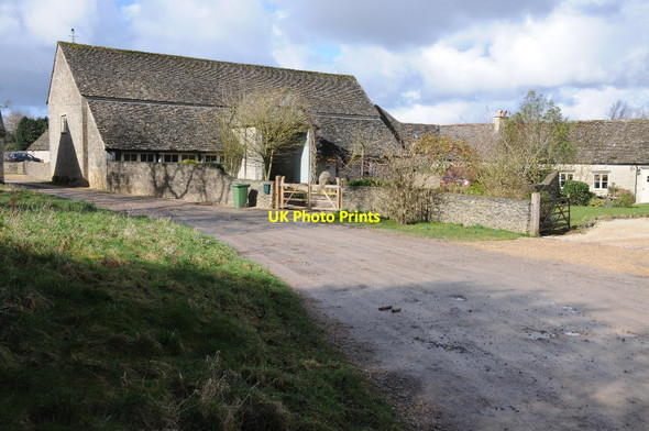 Photo 6"x4" Converted barn, Manor Farm Tarlton c2014