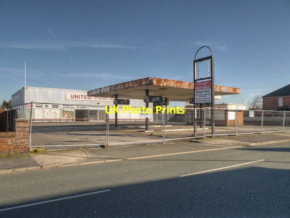 Photo 6"x4" Former Petrol Station on Carr Mill Road St Helens\/SJ5095 c2014