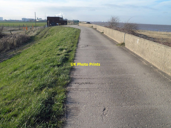 Photo 6"x4" Grimsby North Wall (a bridleway) Pyewipe c2014