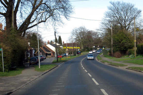 Photo 6"x4" Aylesbury Road through Monks Risborough Princes Risborough c2014
