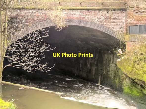 Photo 6"x4" River Irk, Victoria Station Manchester c2014