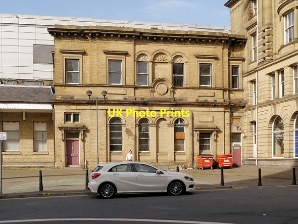 Photo 6"x4" Victoria Station Building on Hunt's Bank Manchester c2014