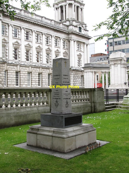 Photo 6"x4" The Korean War Memorial outside Belfast City Hall Belfast c2011