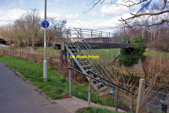Photo 6"x4" Footbridge over the River Lemon Newton Abbot c2014