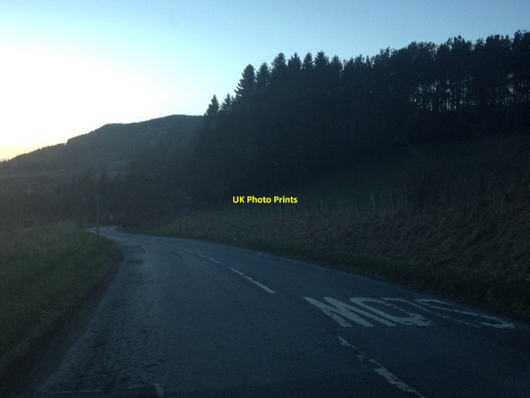 Photo 6"x4" A924 near Kinnaird Pitlochry c2014