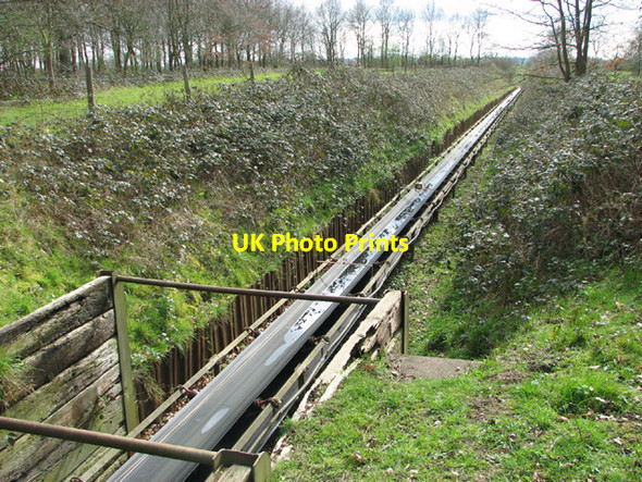 Photo 6"x4" Conveyor belt as seen from Hall Road Earsham c2014