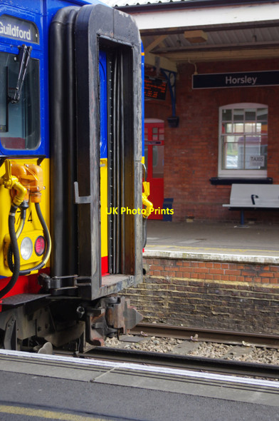Photo 6"x4" Horsley Station East Horsley c2014