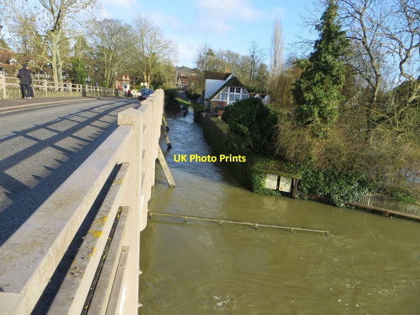 Photo 6"x4" Towards the Mill Streatley\/SU5980 c2014