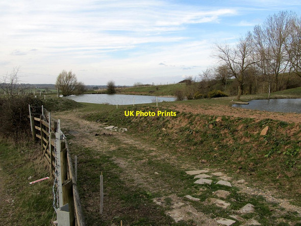 Photo 6"x4" Napton Fishing Pools Napton on the Hill c2014