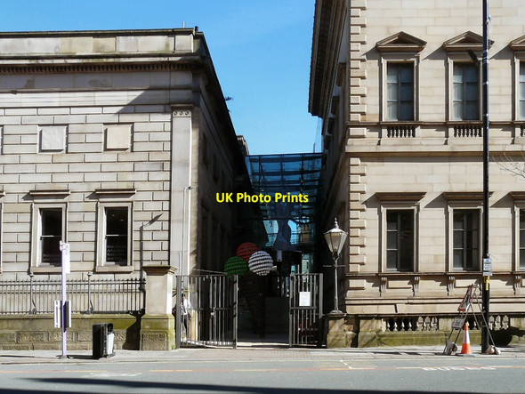 Photo 6"x4" Princess Street entrance to Manchester City Art Gallery Manchester c2014