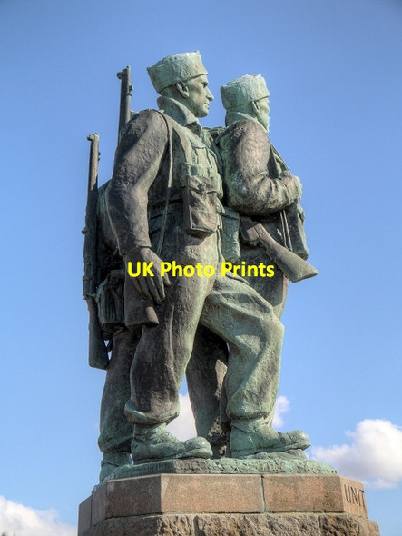 Photo 6"x4" Commandos Statue at Spean Bridge Aonachan c2014