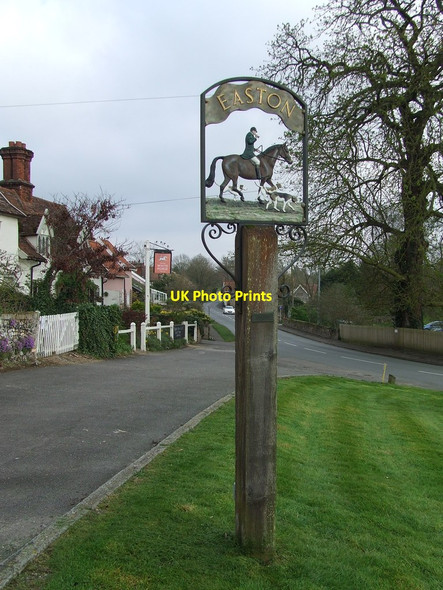 Photo 6"x4" Village Sign Easton\/TM2858 c2014