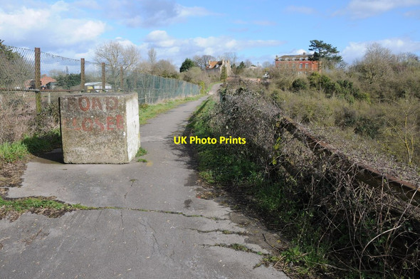 Photo 6"x4" Closed road at Sharpness Sharpness c2014