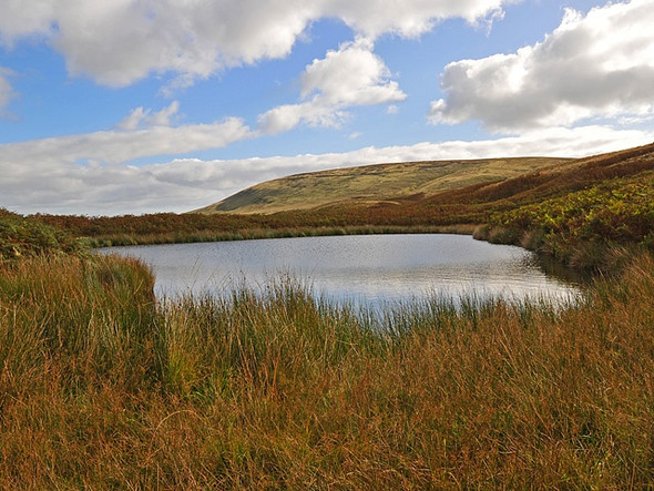 Photo 6"x4" Unnamed Lochan Meall a' Choire Riabhaich c2008