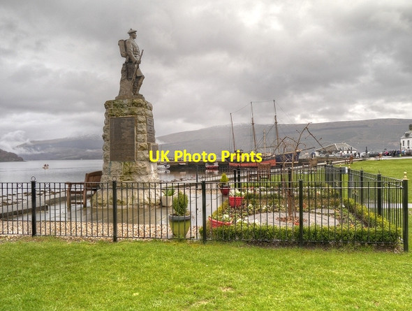 Photo 6"x4" Inveraray War Memorial Inveraray c2014