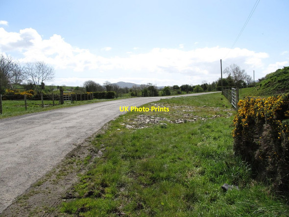 Photo 6"x4" View southwards along the northern section of Chapel Road Kingsmills c2012