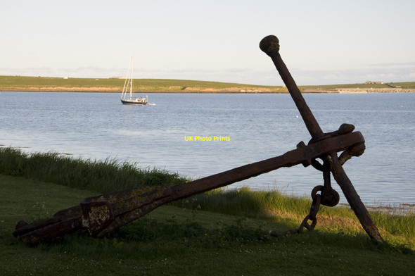 Photo 6"x4" Anchor at St Mary's St Mary's\/HY4701 c2012