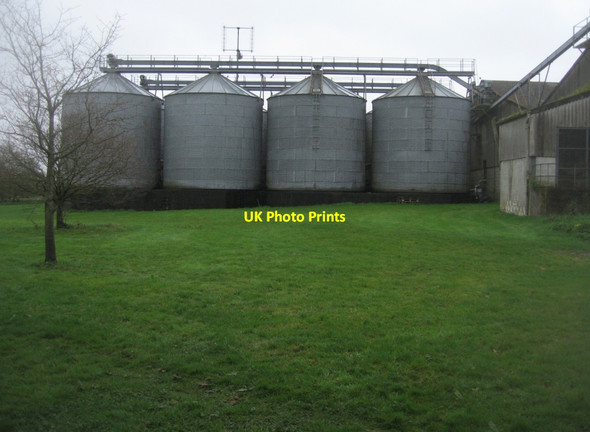 Photo 6"x4" Grain silos - Breach Farm Pardown c2014