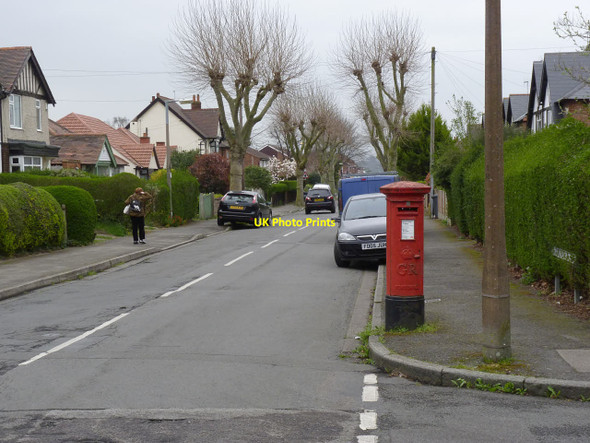 Photo 6"x4" Marlborough Avenue postbox ref NG9 609 Beeston\/SK5236 c2014