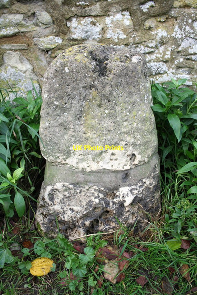 Photo 6"x4" Old milestone? On the High Street Denton\/SP5902 c2013