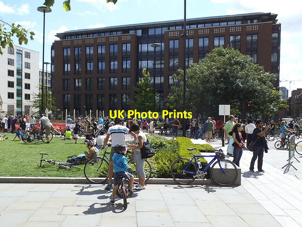 Photo 6"x4" Piazza outside St Paul\u00e2\u0080\u0099s Cathedral London c2013