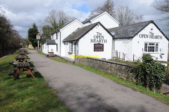 Photo 6"x4" The Open Hearth Pontypool\/Pont-y-pwl c2013