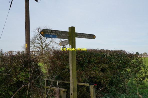Photo 6"x4" Finger post on Landing Lane, Haxby Earswick c2013