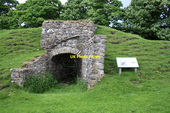 Photo 6"x4" Helm Green lime kiln Grange\/SD9391 c2013